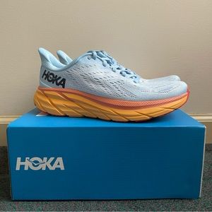 Hoka Clifton 8 Regular